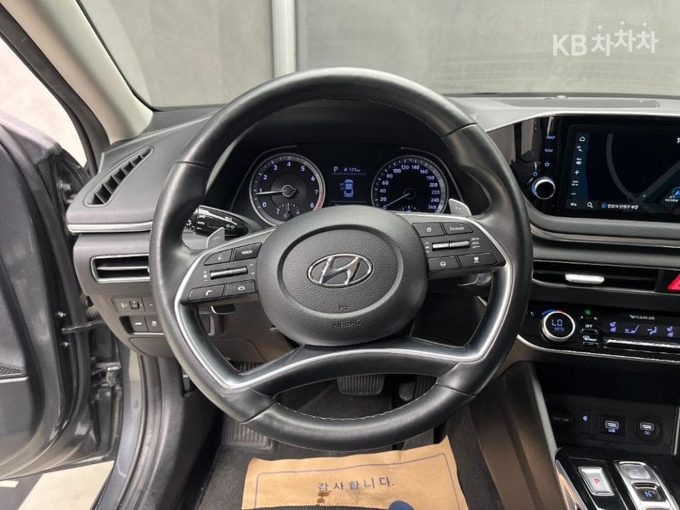 Хюндай Соната (DN8)2.0 Premium - 9