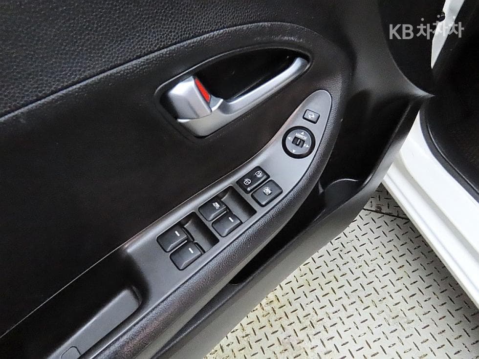 Kia all new Morning / PicantoLuxury - 13