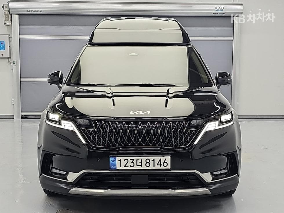 Kia The New (facelift) Carnival 4th generationG3.5 GDI 9-seater Signature - 2