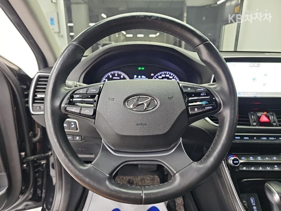 Hyundai Grandeur (Azera)IG2.4 Premium Standard - 9