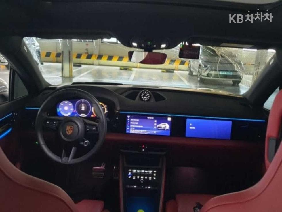 Porsche 마칸 EV4S Standard - 12