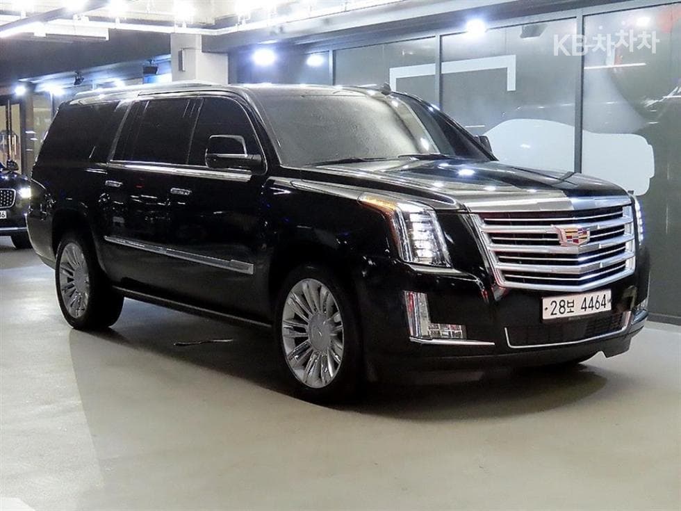 캐딜락 ESCALADE(4th generation) 6.2 V8 ESV (14~) - Image 1