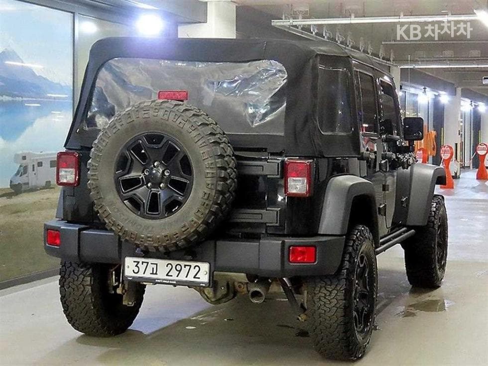 지프 랭글러2.8 모압 에디션 JK - 4