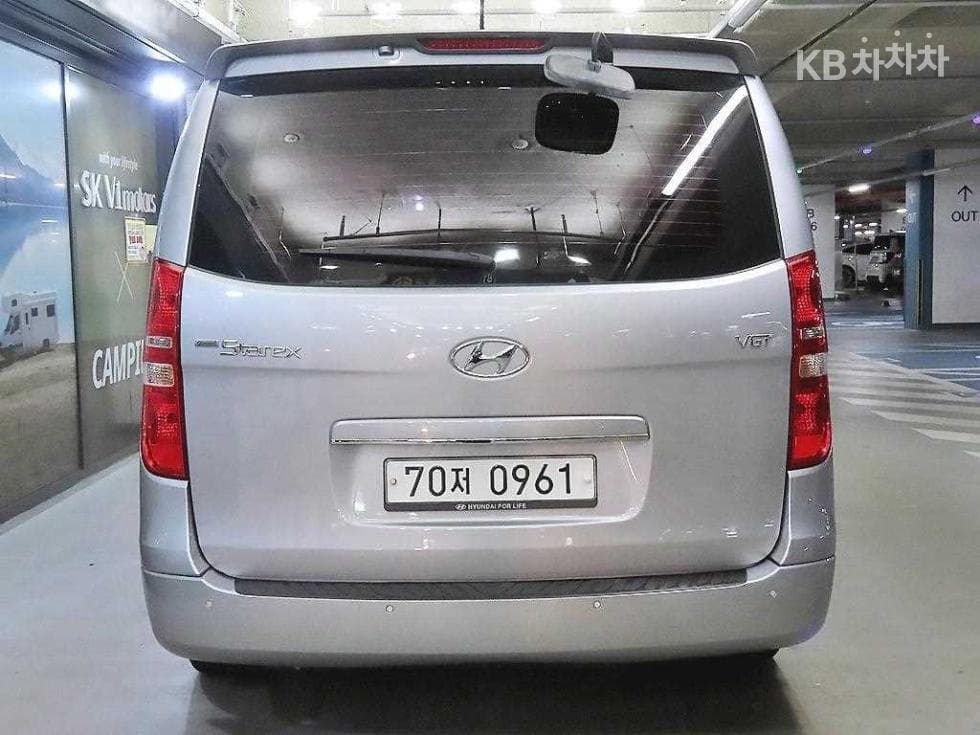 Hyundai Grand Starex12-seater Wagon CVX Modern - 5