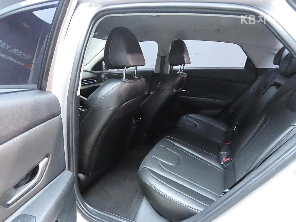 Hyundai All New Avante (Elantra)(CN7)1.6 Gasoline Inspiration - 11