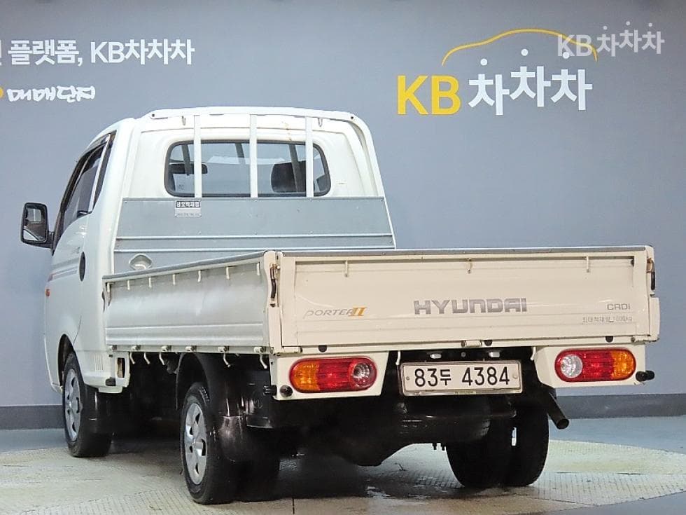 Hyundai Porter 2Extra Long Super Cab CRDi Style - 4