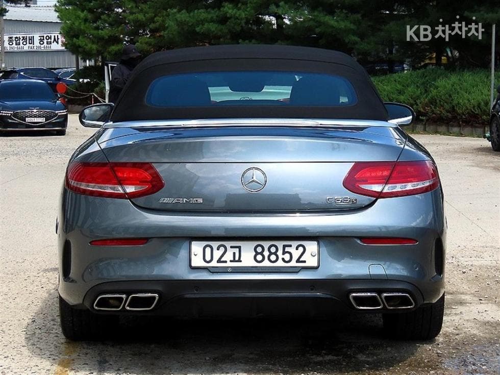 Mercedes-Benz The New (фейслифт) C-КласC200 Cabriolet - 4