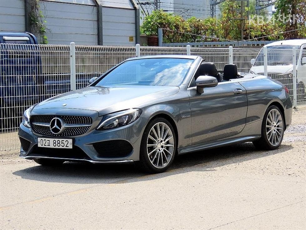 Mercedes-Benz The New (фейслифт) C-КласC200 Cabriolet - 6