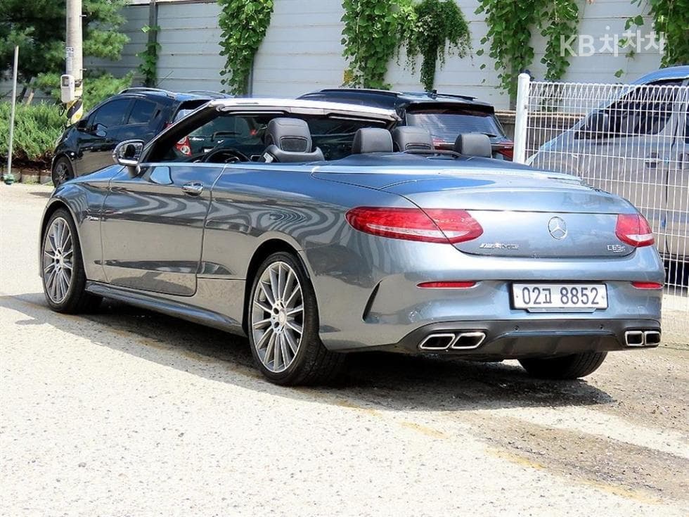 Mercedes-Benz The New (фейслифт) C-КласC200 Cabriolet - 7