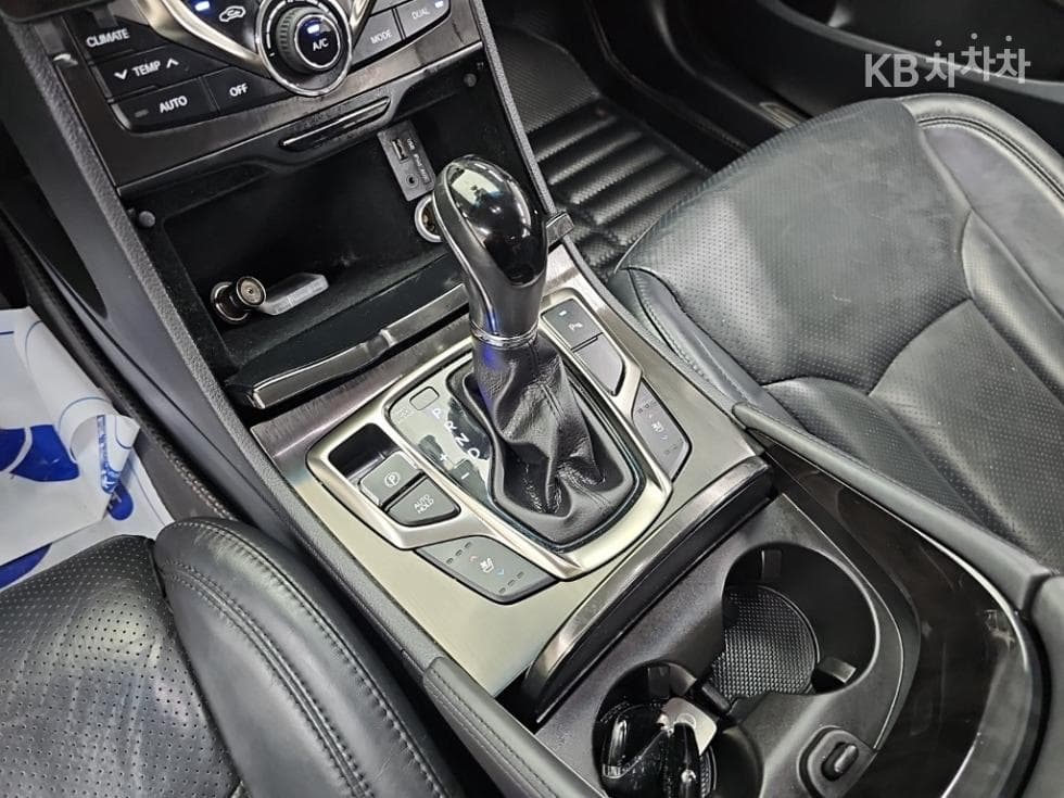 Hyundai Grandeur (Azera) HybridPremium - 8