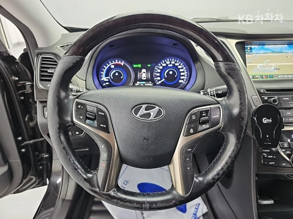 Hyundai Grandeur (Azera) HybridPremium - 9