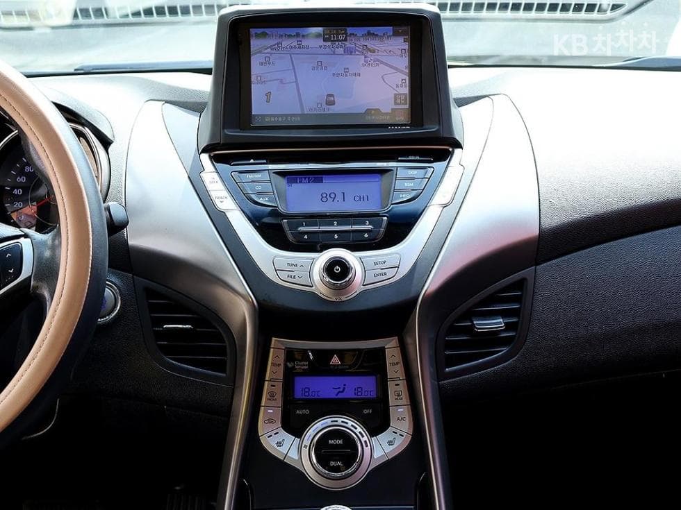 Хюндай Avante (Elantra)MDM16 GDi PREMIER - 9