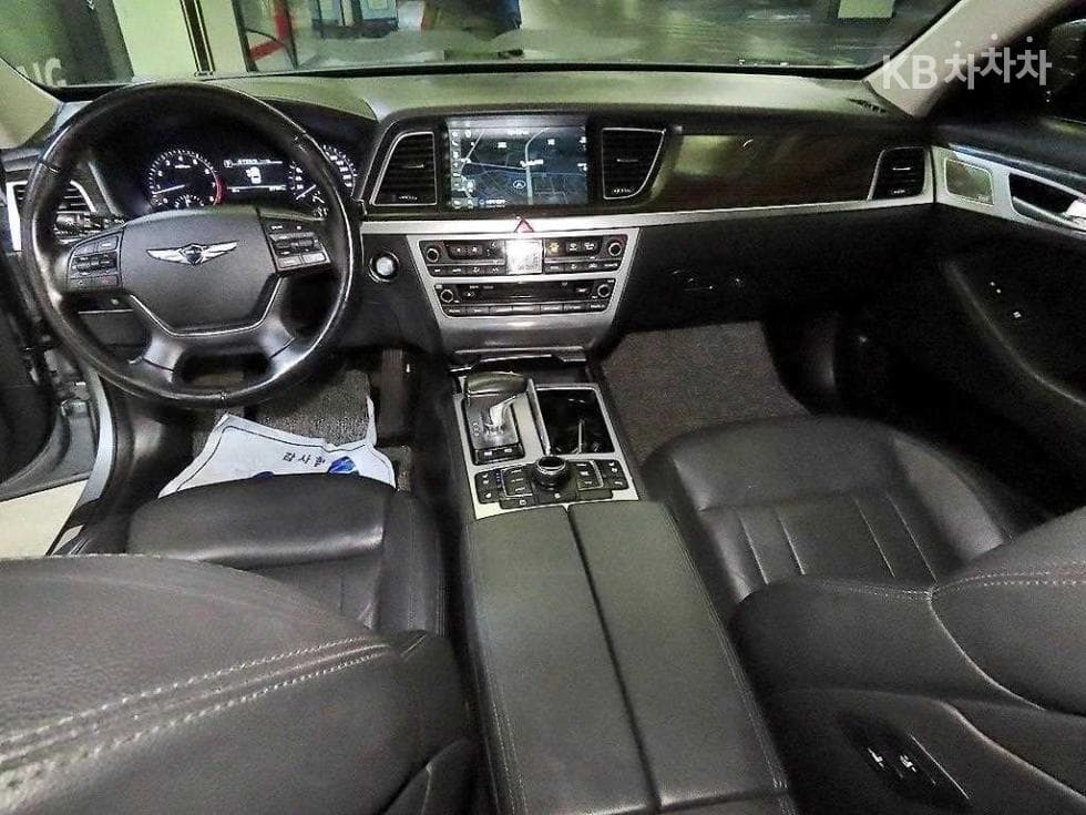 Genesis G803.3 GDI AWD Premium Luxury - 10