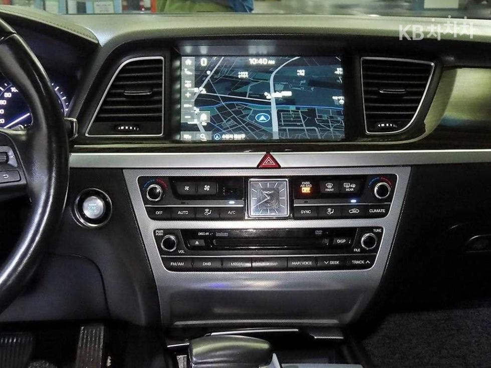 Genesis G803.3 GDI AWD Premium Luxury - 11