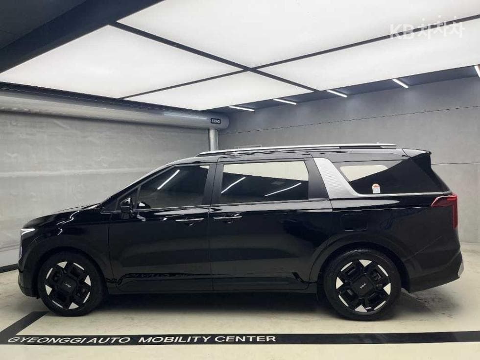 Kia The New (facelift) Carnival 4th generationG3.5 GDI 9-seater Prestige - 4