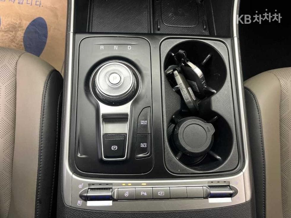 Kia The New (facelift) Carnival 4th generationG3.5 GDI 9-seater Prestige - 10