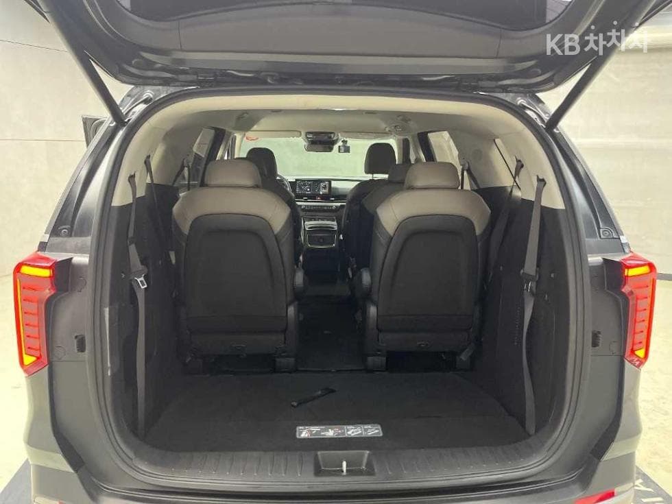 Kia The New (facelift) Carnival 4th generationG3.5 GDI 9-seater Prestige - 15