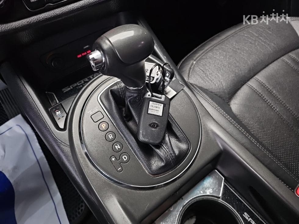 Kia Sportage R2WD Diesel TLX Premium - 8