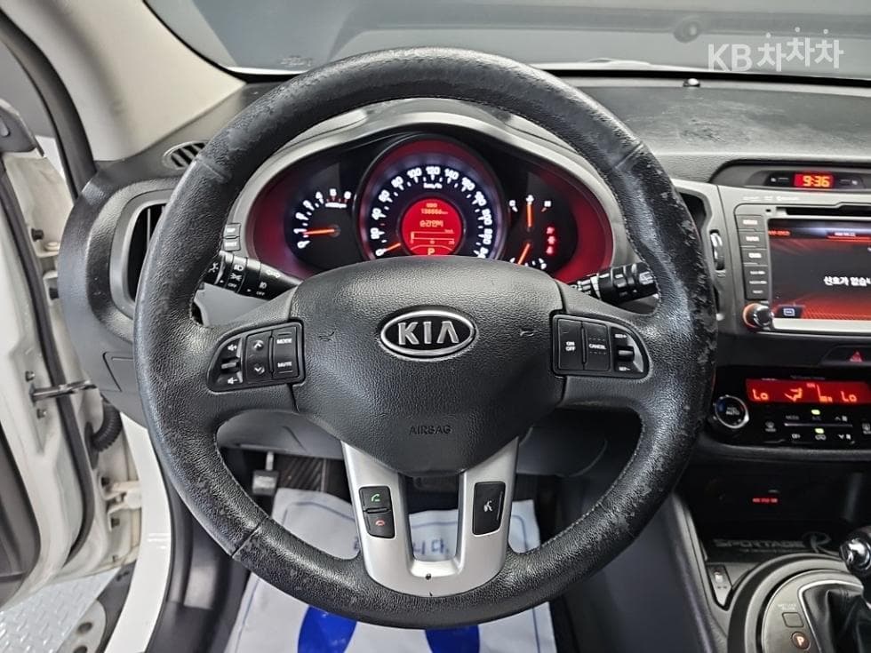 Kia Sportage R2WD Diesel TLX Premium - 9