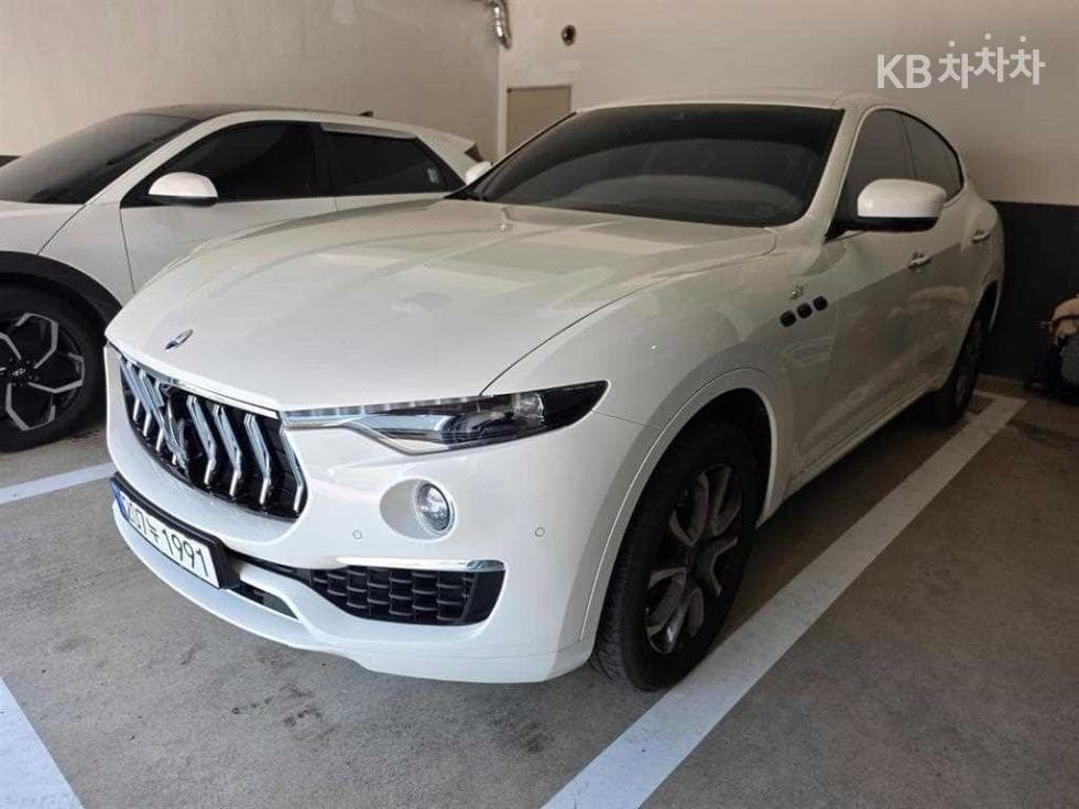마세라티 르반떼2.0 AWD GT - 2