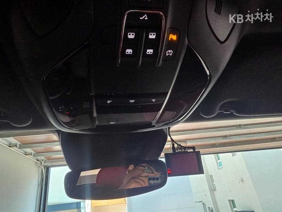 마세라티 르반떼2.0 AWD GT - 12