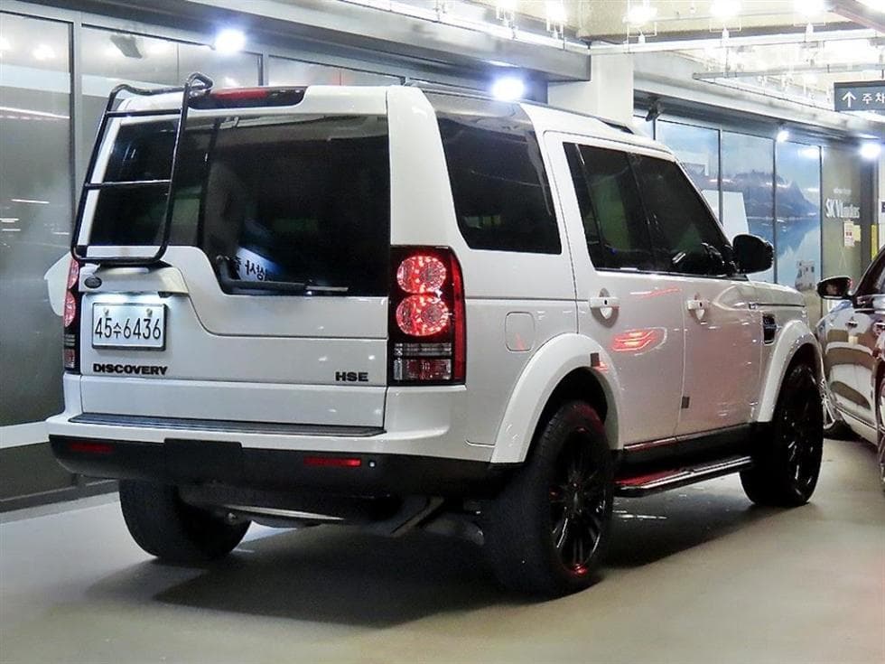 Land Rover 디스커버리43.0 SDV6 HSE Стандартен - 4