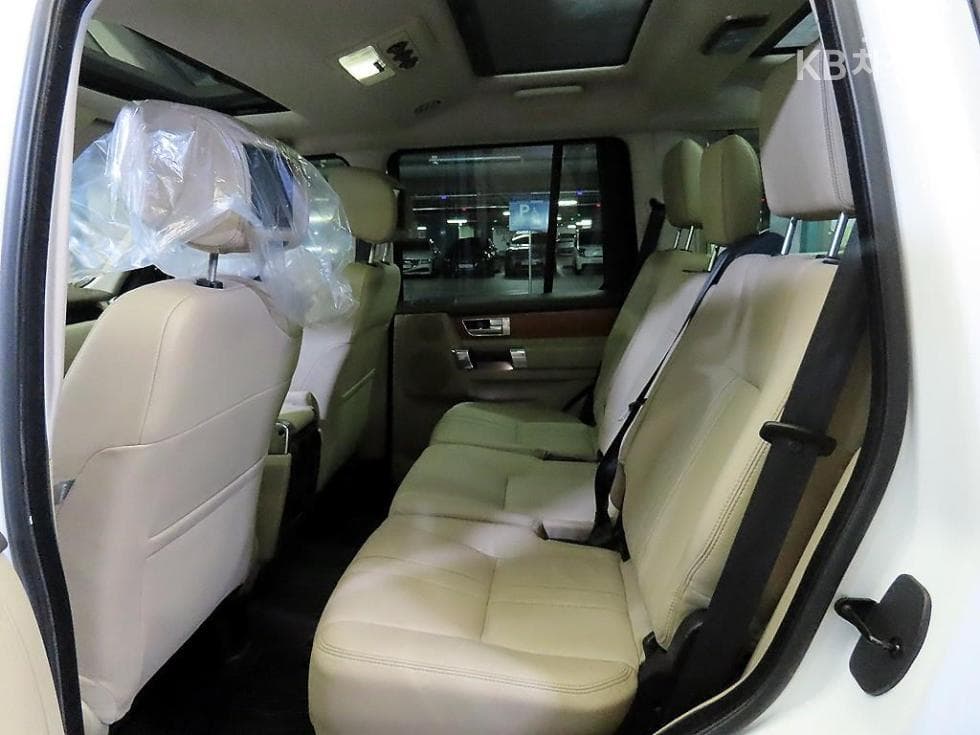 Land Rover 디스커버리43.0 SDV6 HSE Стандартен - 7