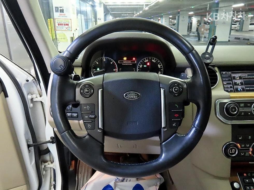Land Rover 디스커버리43.0 SDV6 HSE Стандартен - 8