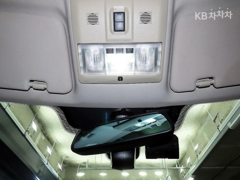 Land Rover 디스커버리43.0 SDV6 HSE Стандартен - 15