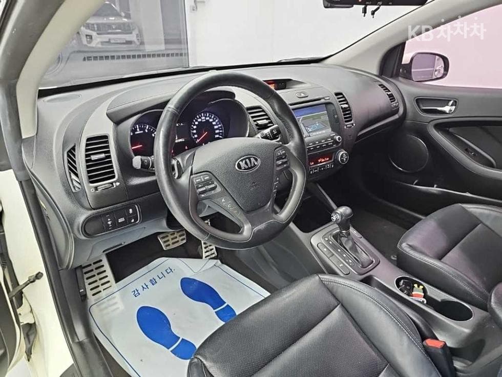 Киа K3 쿱1.6 Престиж - 7