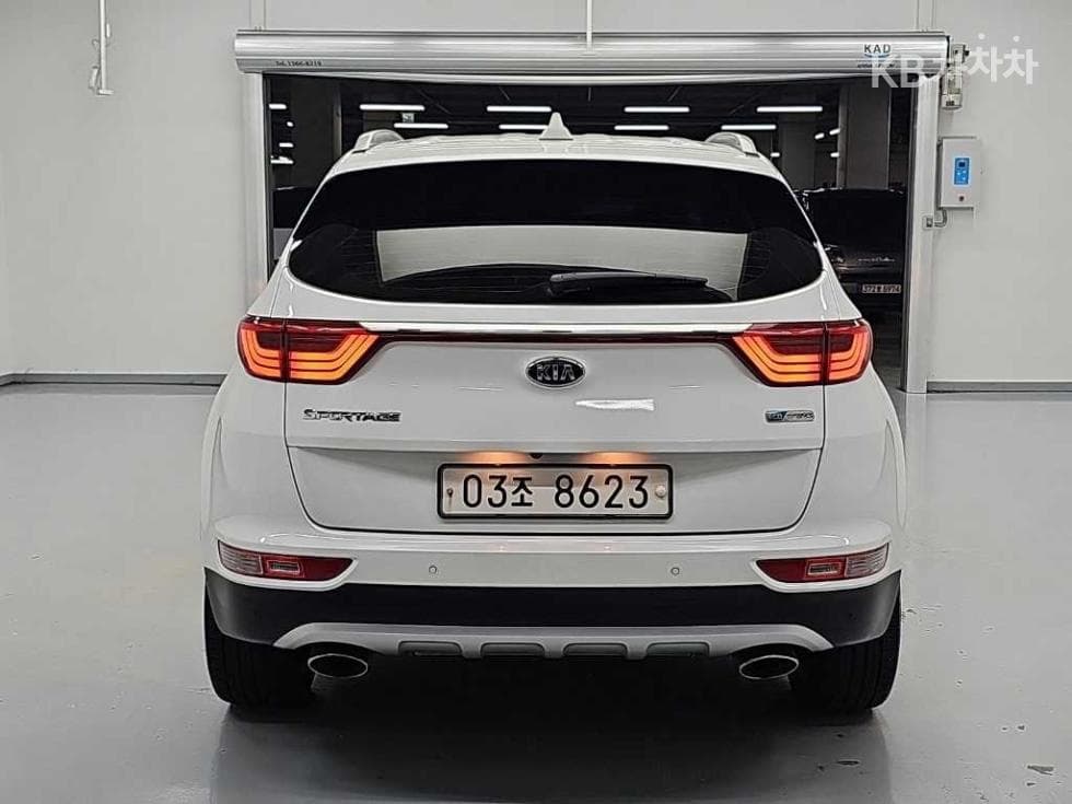 Kia Sportage 4th generationDiesel 2.0 2WD Prestige - 3