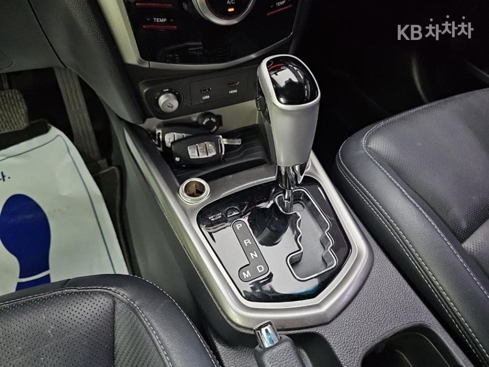 KG Mobility TivoliGasoline LX High-end Type - 8