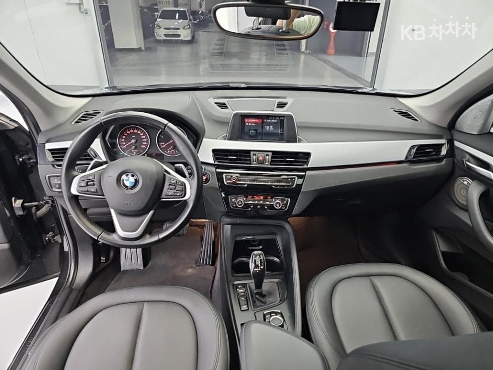 BMW X1 (F48)xDrive 20d Joy - 7