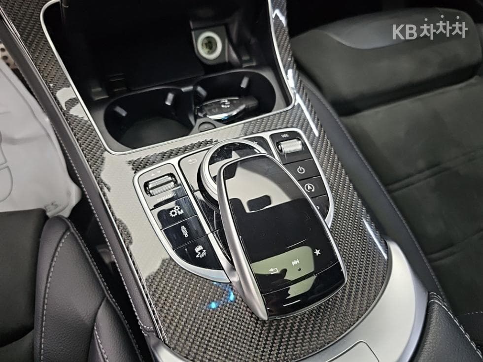Mercedes-Benz GLC(X253)63 AMG 4Matic+ - 17