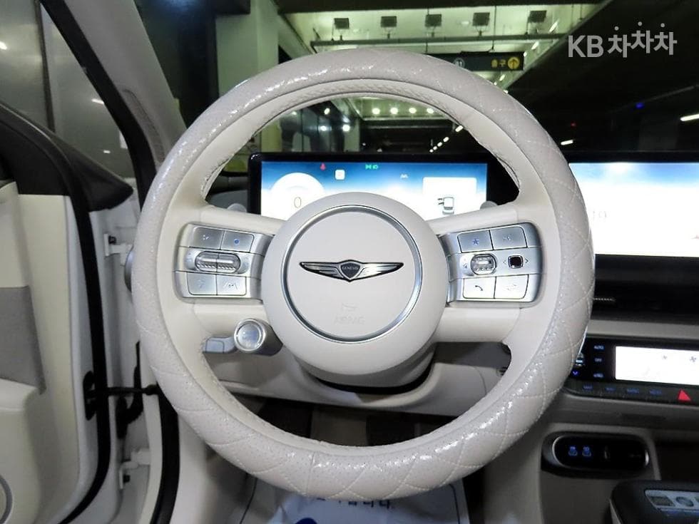 Genesis GV60Standard 2WD Standard - 8
