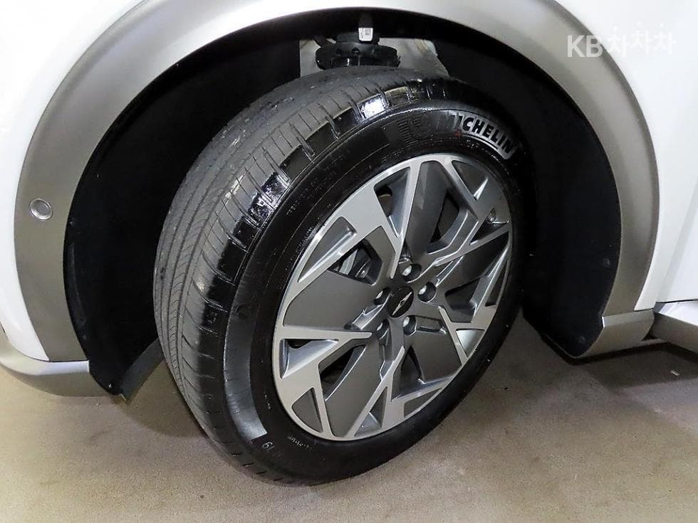 Genesis GV60Standard 2WD Standard - 20