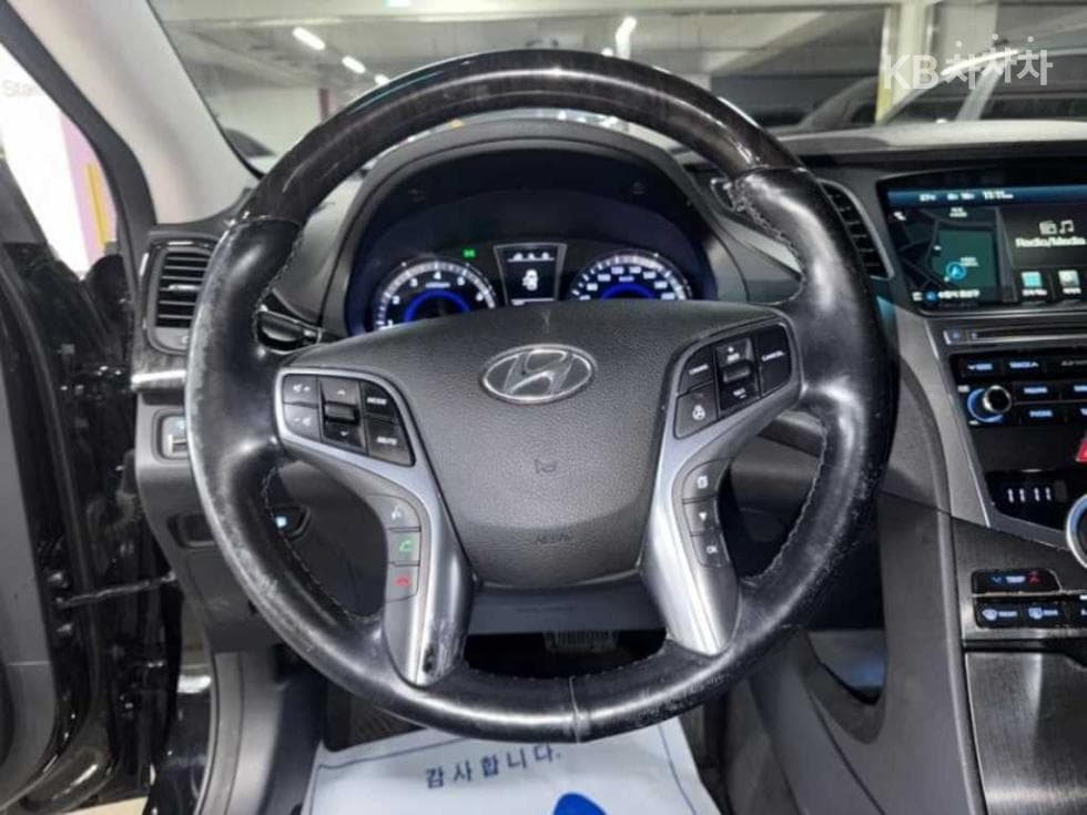 Hyundai Grandeur (Azera)HGHG240 Modern - 8