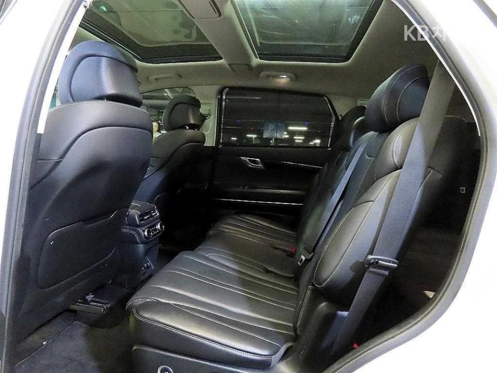 Genesis GV803.5 Turbo Gasoline AWD - 7