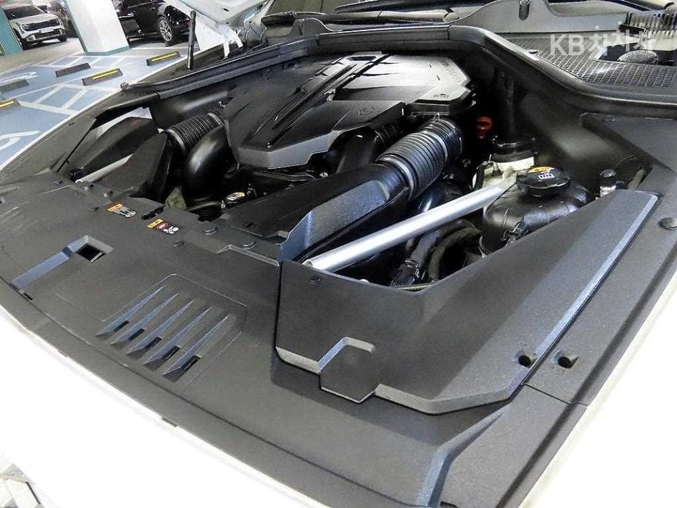 Genesis GV803.5 Turbo Gasoline AWD - 19