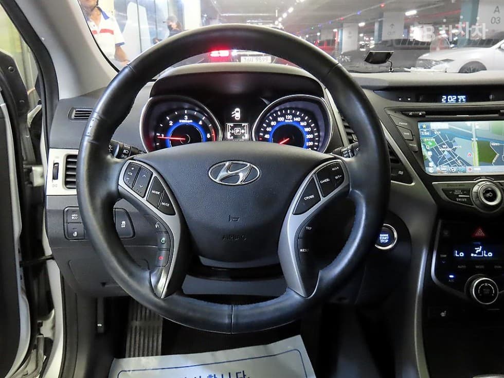 Hyundai The New (facelift) Avante (Elantra)1.6 VGT Modern Standard - 8