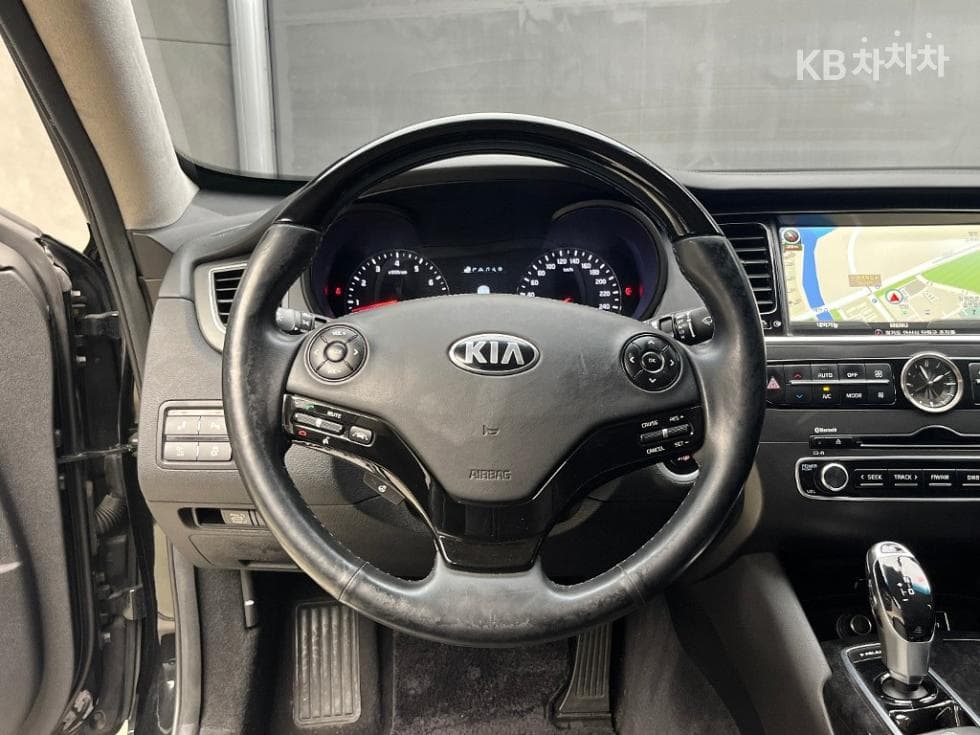 Kia K93.8 GDI VIP - 9