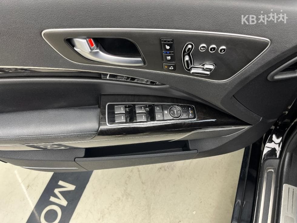 Kia K93.8 GDI VIP - 11