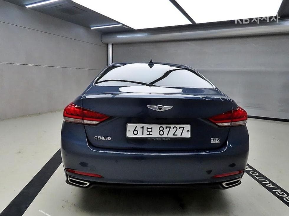 Hyundai GenesisDHG330 Premium AWD - 3