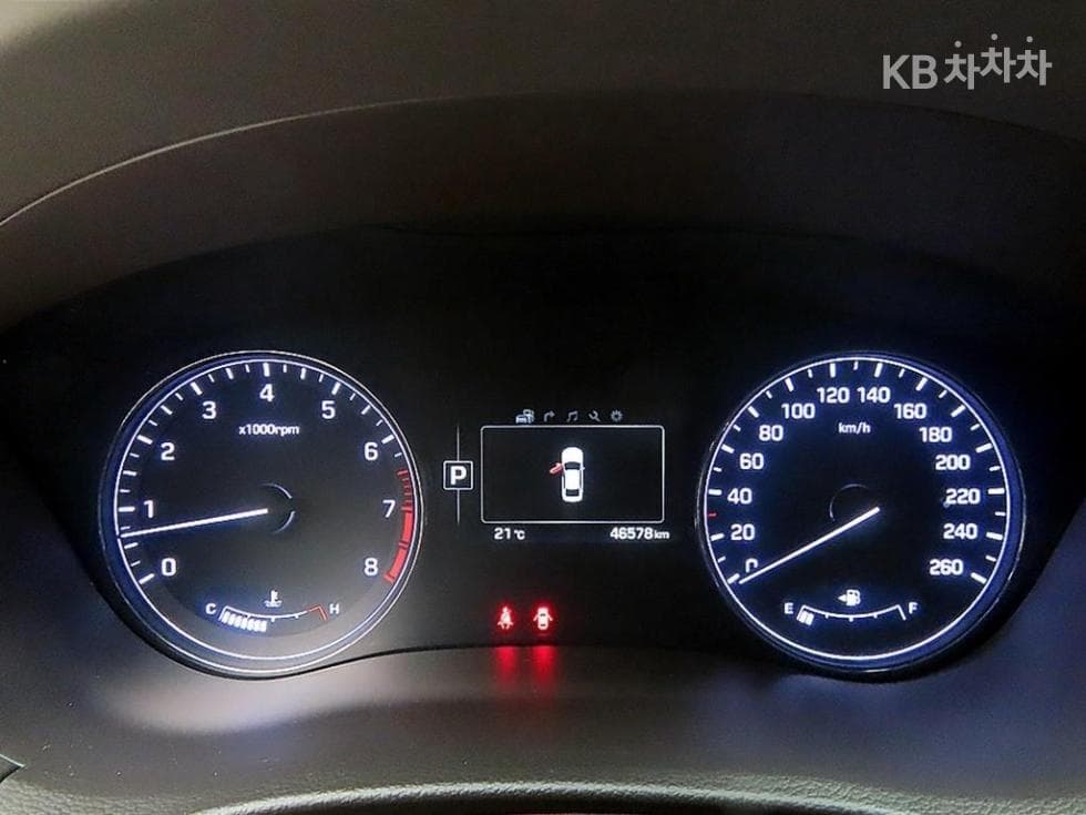 Hyundai GenesisDHG330 Premium AWD - 8
