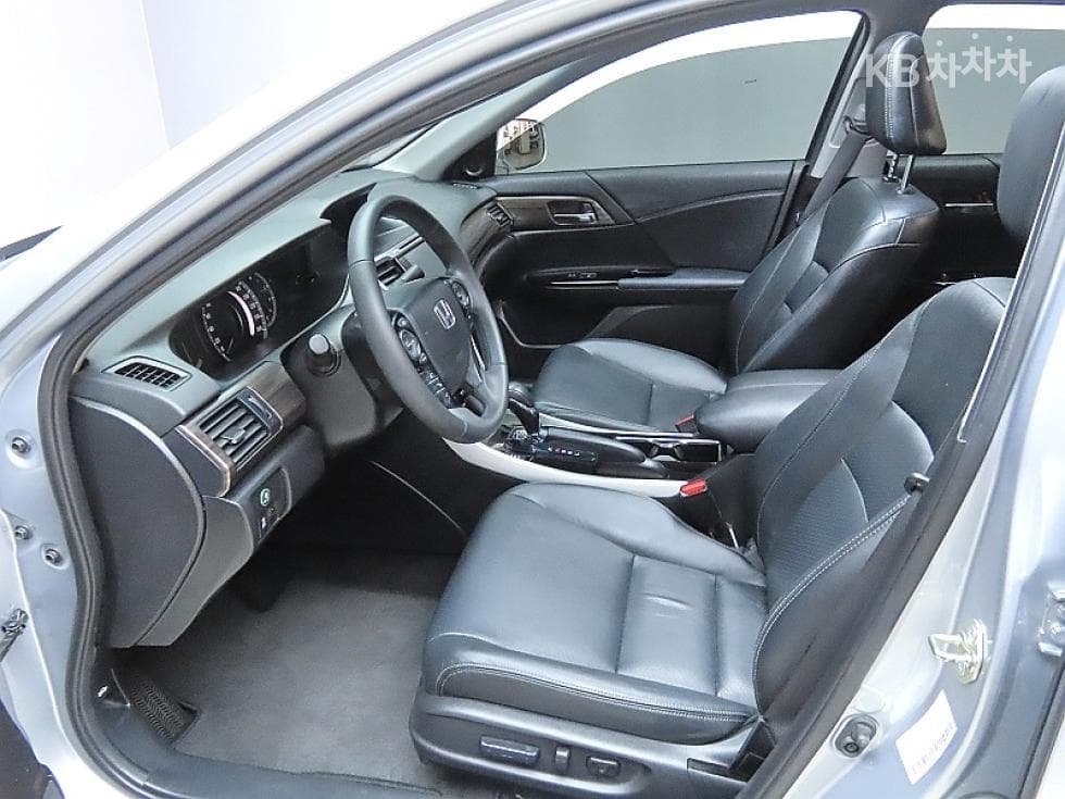 혼다 어코드2.4 Sedan EX CVT - 10