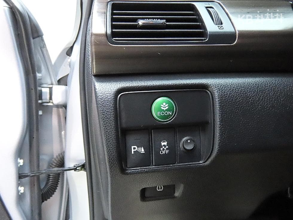 혼다 어코드2.4 Sedan EX CVT - 12