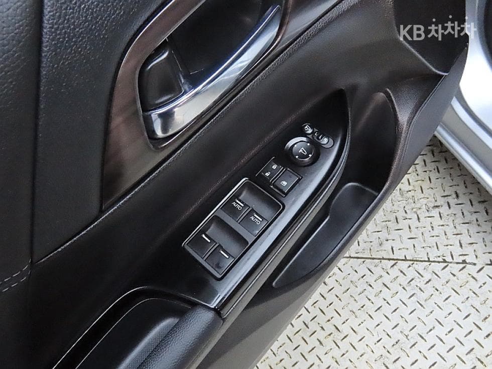 혼다 어코드2.4 Sedan EX CVT - 13