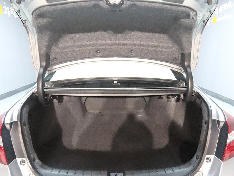 혼다 어코드2.4 Sedan EX CVT - 19