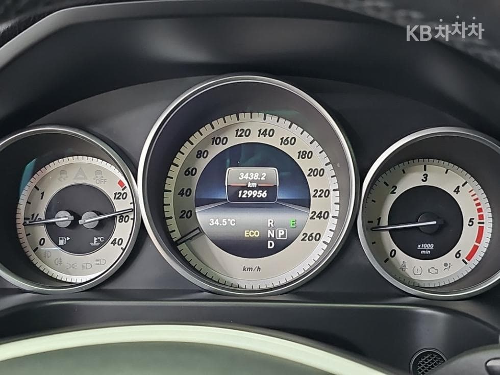 Mercedes-Benz New E-ClassE220 CDI Avantgarde W212 - 6
