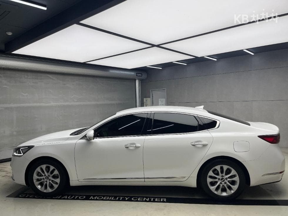 Kia All New K73.3 GDI Noblesse Special (special feature/edition) - 4